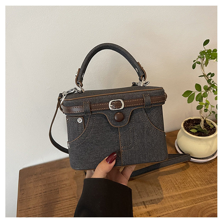 Bolso de tendencia transfronteriza para mujeres 2026 nuevo paquete de caja de textura extranjera nicho simple mochila pequeña bolsa cuadrada image 9