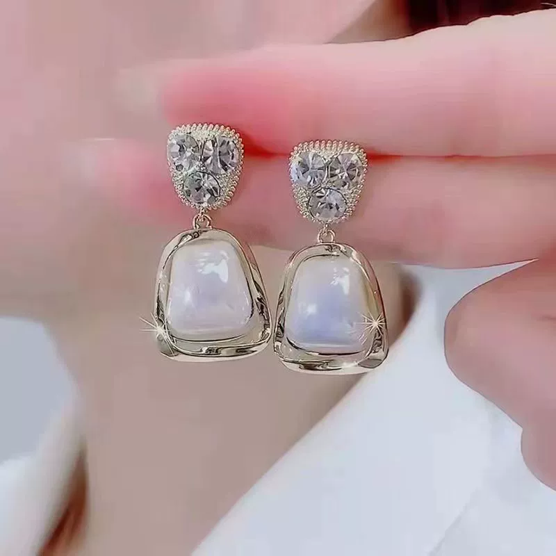 Серьги из жемчуга, модная high quality серебряная игла, коллекция 2023, стиль лёгкой роскоши