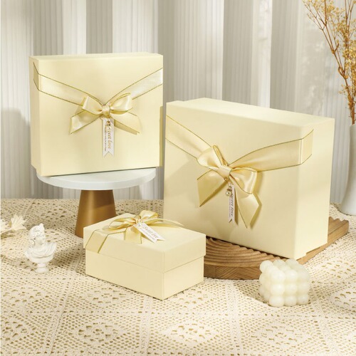 Elegant Perfume Box, Instagram Style Gift Box, Gift Box for Valentine's Day, Wedding Gift Box, Birthday Gift Box