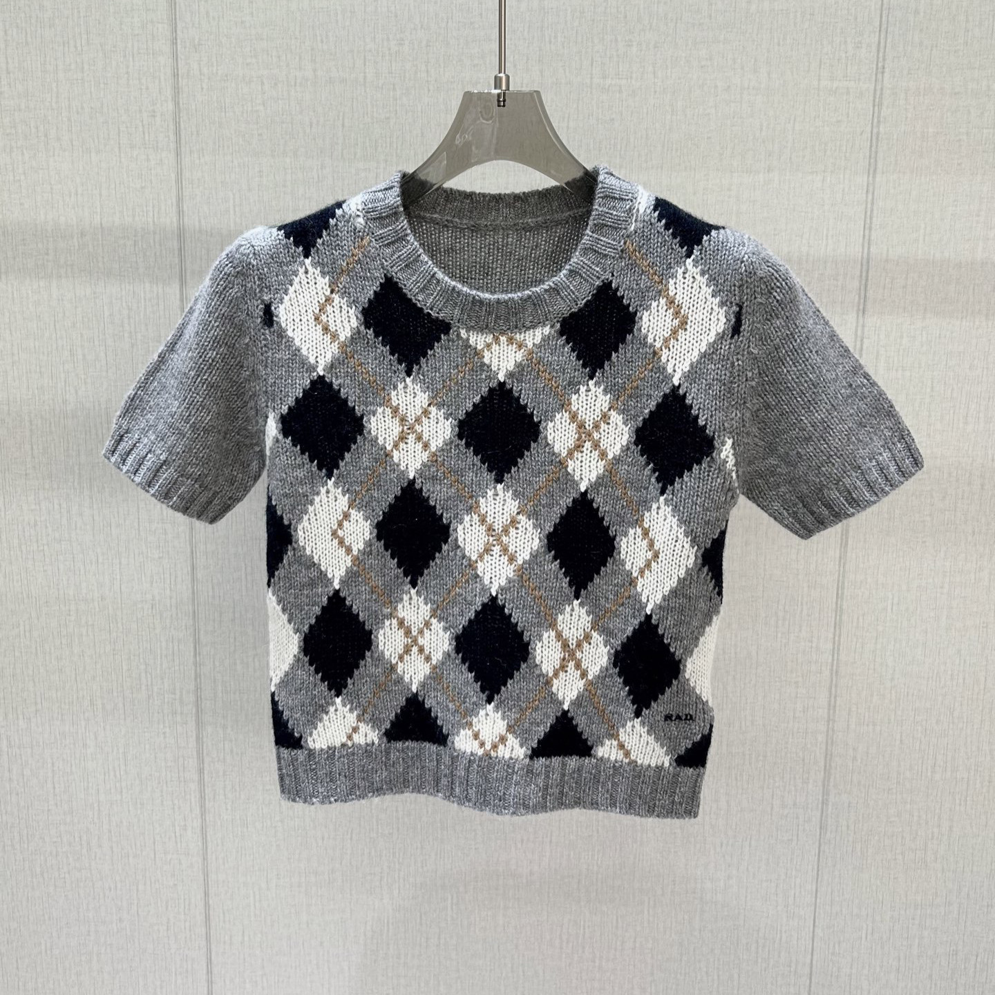 高端轻奢精品平替女装学院风菱格纹圆领针织短袖毛衣时尚舒适百搭