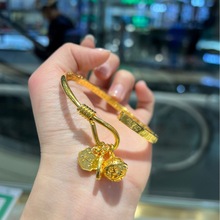 18k金手镯女四方筷子手镯绕丝加黄财神吊坠好寓意镯子AU750彩金