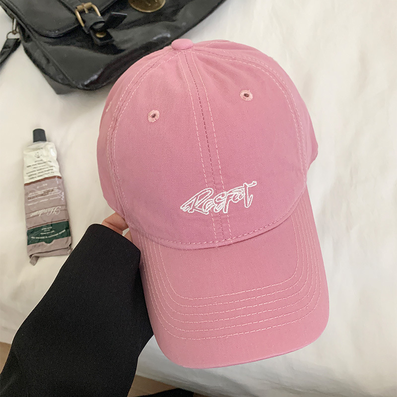 Nuevo sombrero de béisbol bordado de letras para mujeres primavera y verano estilo coreano versátil amplio borde sombra de sol cara pequeña gorra de boca de pato superior suave hombre