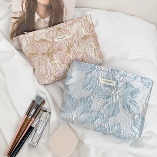 Gold Silk Flower Jacquard Embossed Large Capacity Cosmetic Bag Pleated Texture Portable Inner Bag Skin Care Storage Bag