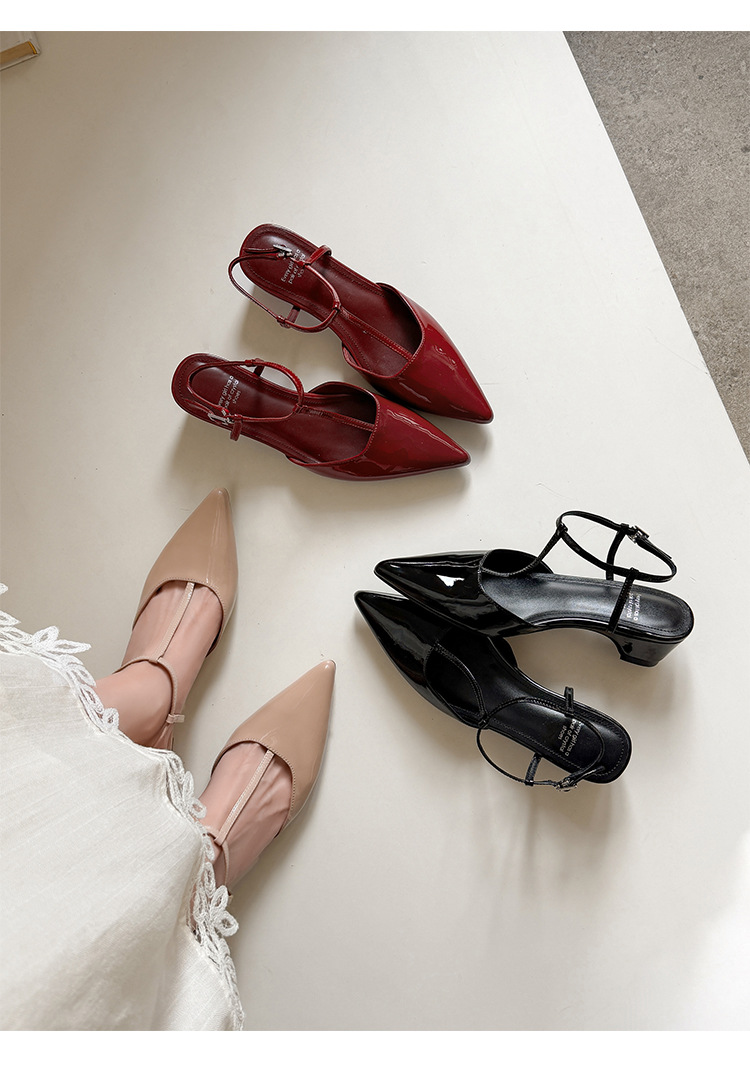 Sandal nữ mũi nhọn da bò sơn mài quai T khóa, gót 4.5 cm, phong cách Hàn Quốc — đen chi tiết 37