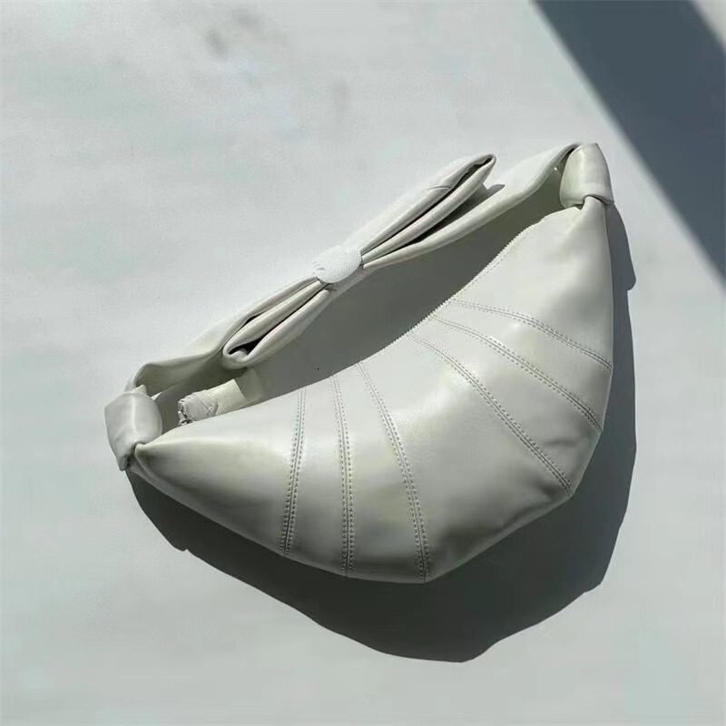 4005 Sheepskin Dumpling Bag New Genuine Leather Croissant Bag Niche Ode Bag Daily Shoulder Crossbody Bag for Men and Women