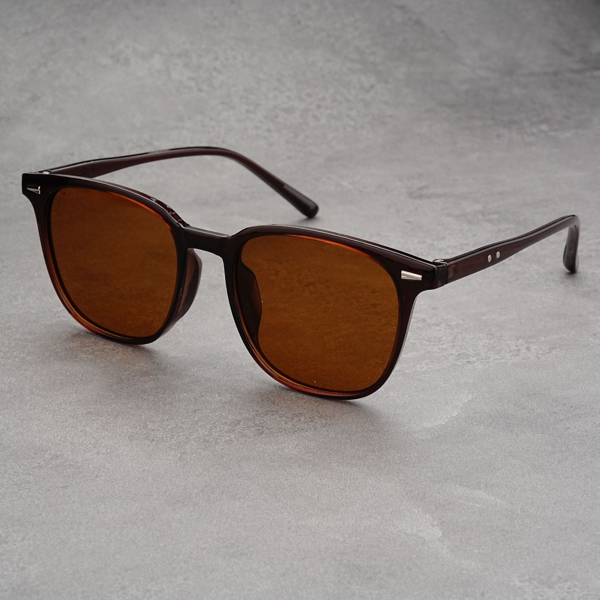 韓国版超軽量サングラス丸枠紫外線防止サングラスレトロなファッション個性日韓系丸枠近視メガネ