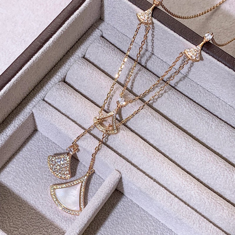 European and American Cross-Border Fan-Shaped Double-Layer Skirt Necklace Rose Gold Light Luxury Versatile Niche Tassel Long Clavicle Chain for Women European and American Cross-Border Fan-Shaped Double-Layer Skirt Necklace Rose Gold Light Luxury Versatile Niche Tassel Long Clavicle Chain for Women
