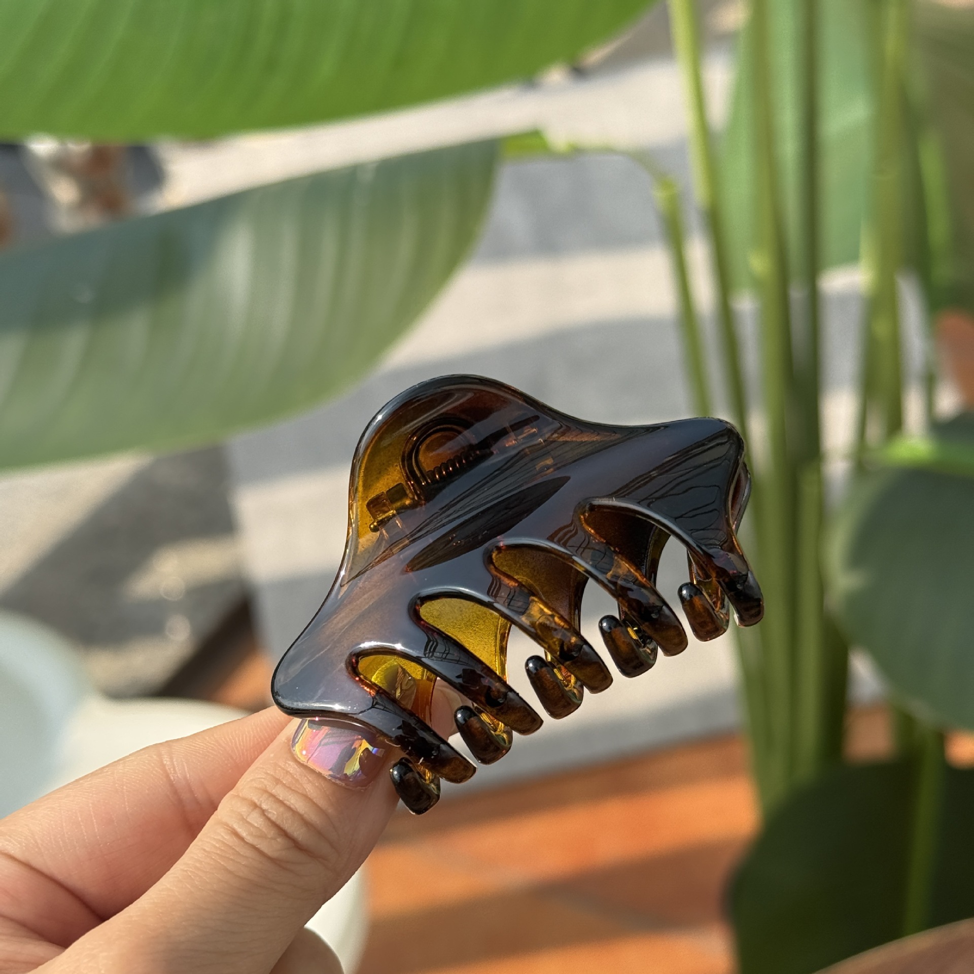 45g Weight Hair Claws Hair Accessories Type 1 Piece Quantity Holiday, Daily, Street Occasion Plastic, Resin Material Solid Color Pattern All Seasons Season Women's Gender Polishing Design Simple Style Style Simple Style Women's Solid Color Plastic Resin Polishing Hair Claws 11