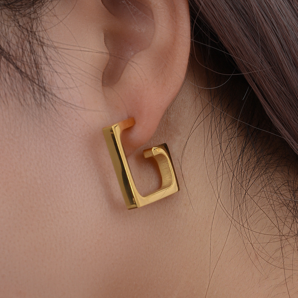 Simple Coeur Forme Oreille Hoop Bijoux En Acier Inoxydable Plaqué 18k Cut Forme Boucles D'oreilles display picture 6