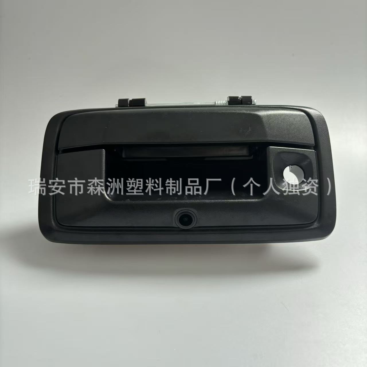 Tailgate handle with camera and wiring harness 23457650 suitable for Chevrolet Silverado pickup truck