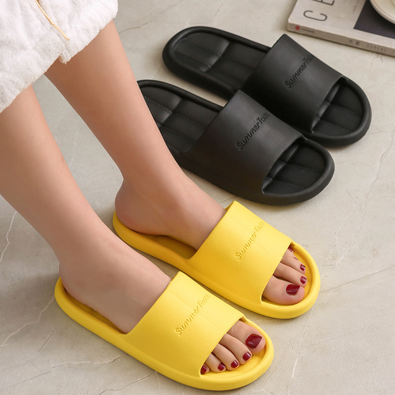 Bath home slippers female Light Girls summer outdoor couple home bathroom indoor slippers male summer EVA