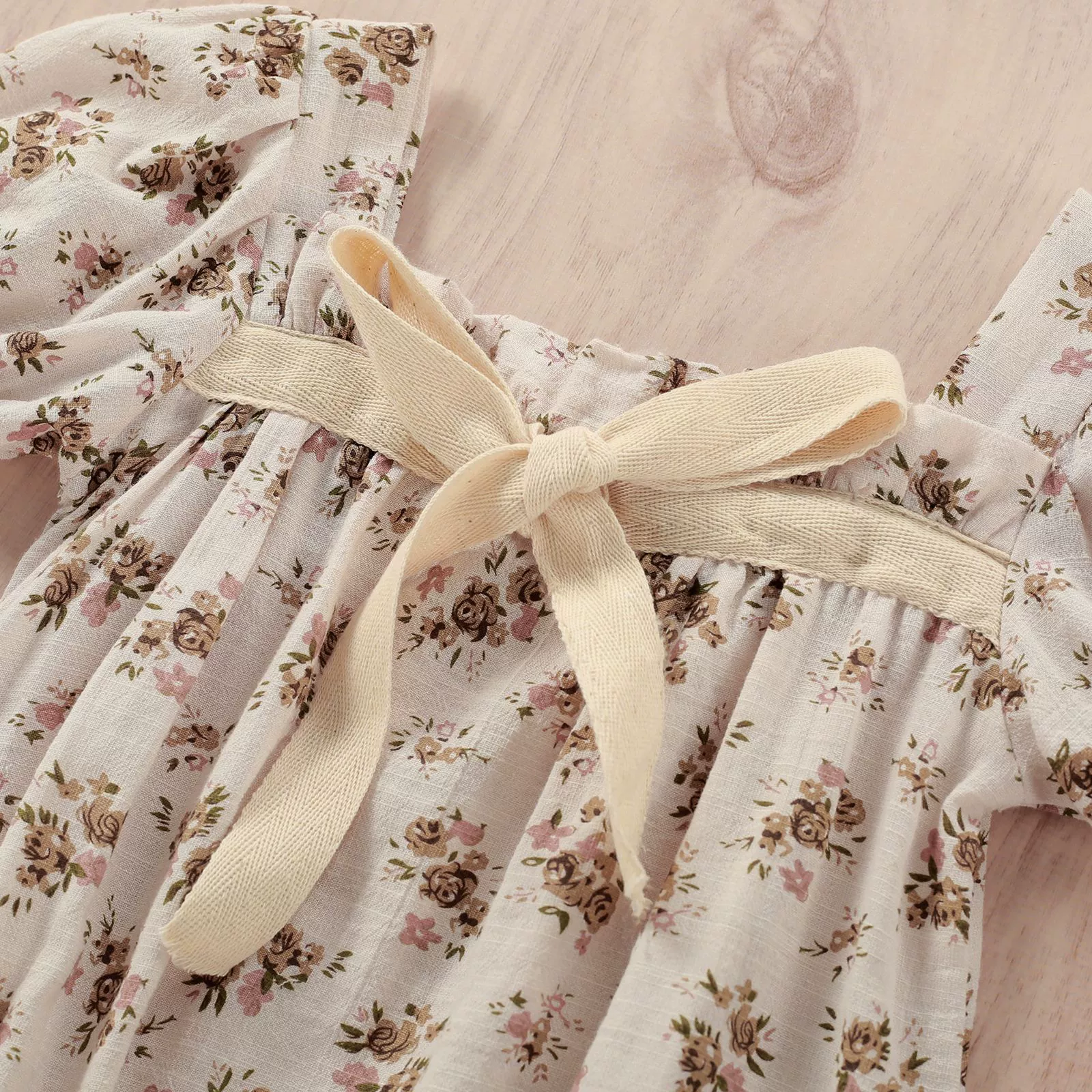 Brand summer bodysuit, floral print
