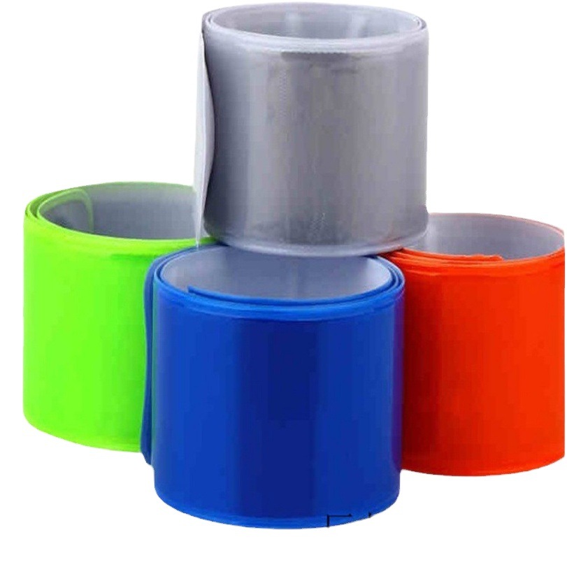 Selección estricta fábrica en stock correa reflectante correa de muñeca anillo de presión reflectante pulsera reflectante tira de advertencia deportiva 13,5g