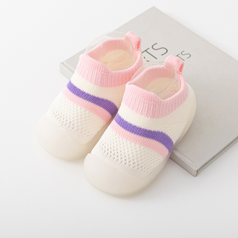 2025 zapatos de bebé primavera y otoño zapatos de bebés calcetines para niños pequeños de interior antideslizantes con suela suave transpirable de verano