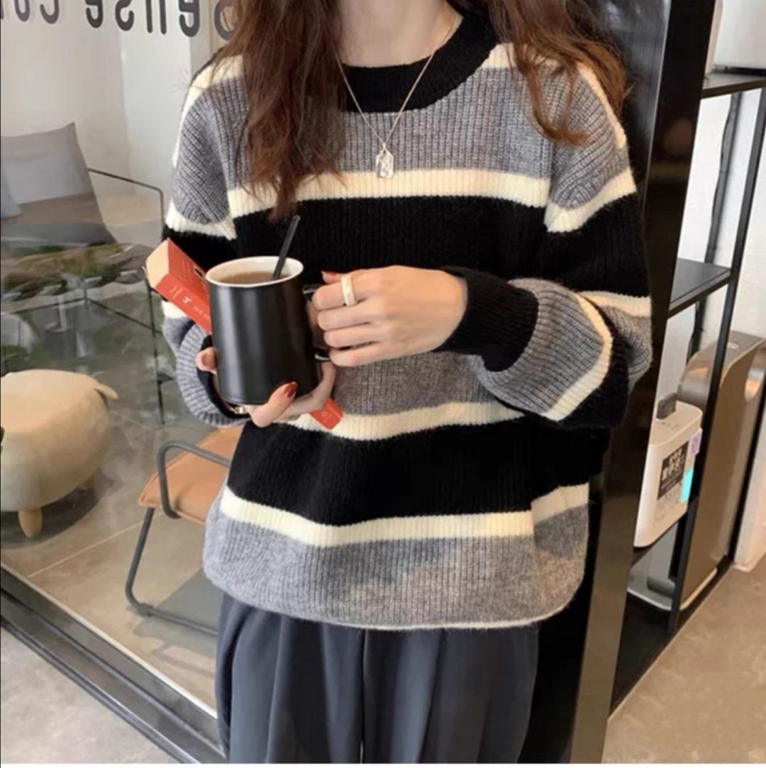 Korean loose contrasting striped pullover for women, 2023 autumn and winter new collection, lazy style, worn outside,_voghion.com