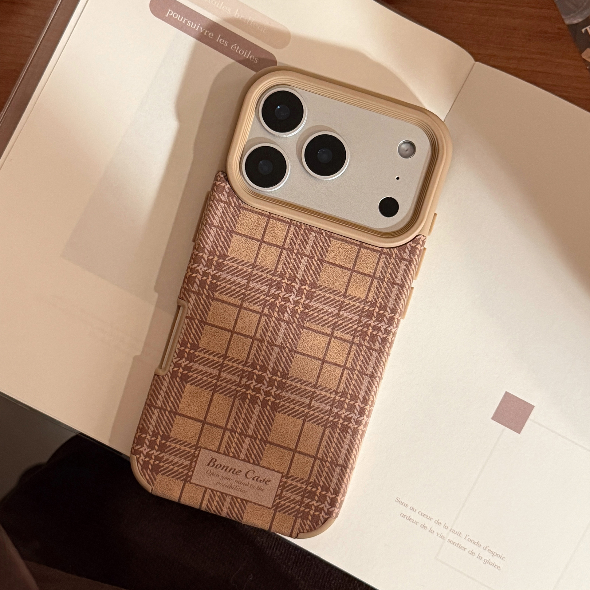 Britische Lederhülle, passend für iPhone 16, Fruit 17 Pro Max, 15 Vintage Brown, 14 Shockproof, 13 Soft Case_voghion.com