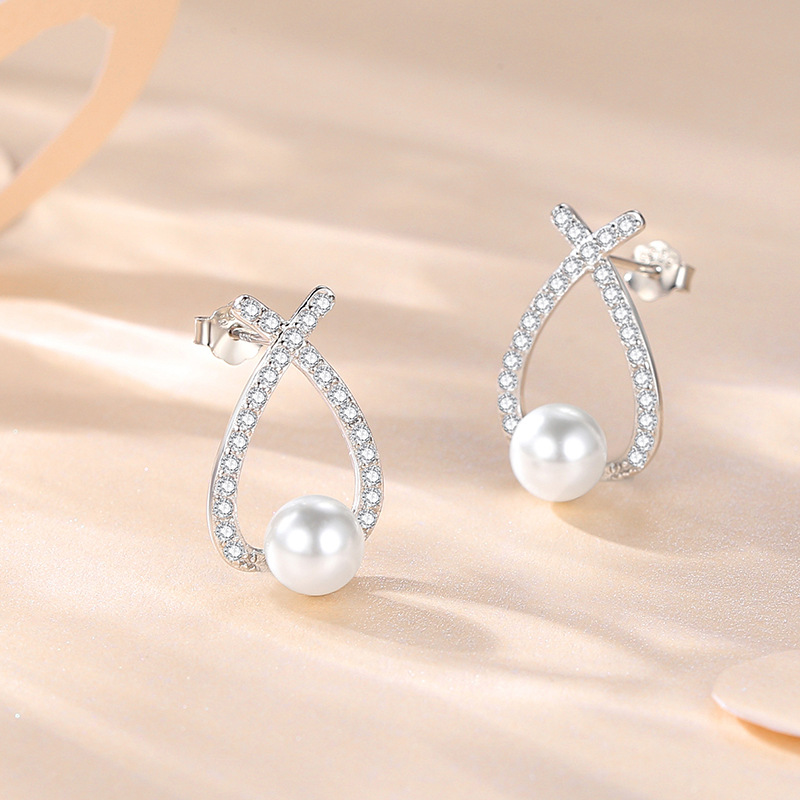 Pendientes de perlas de plata esterlina S925 pendientes de perlas de moda de alto grado de las mujeres pendientes de perlas cruzadas de diamantes franceses