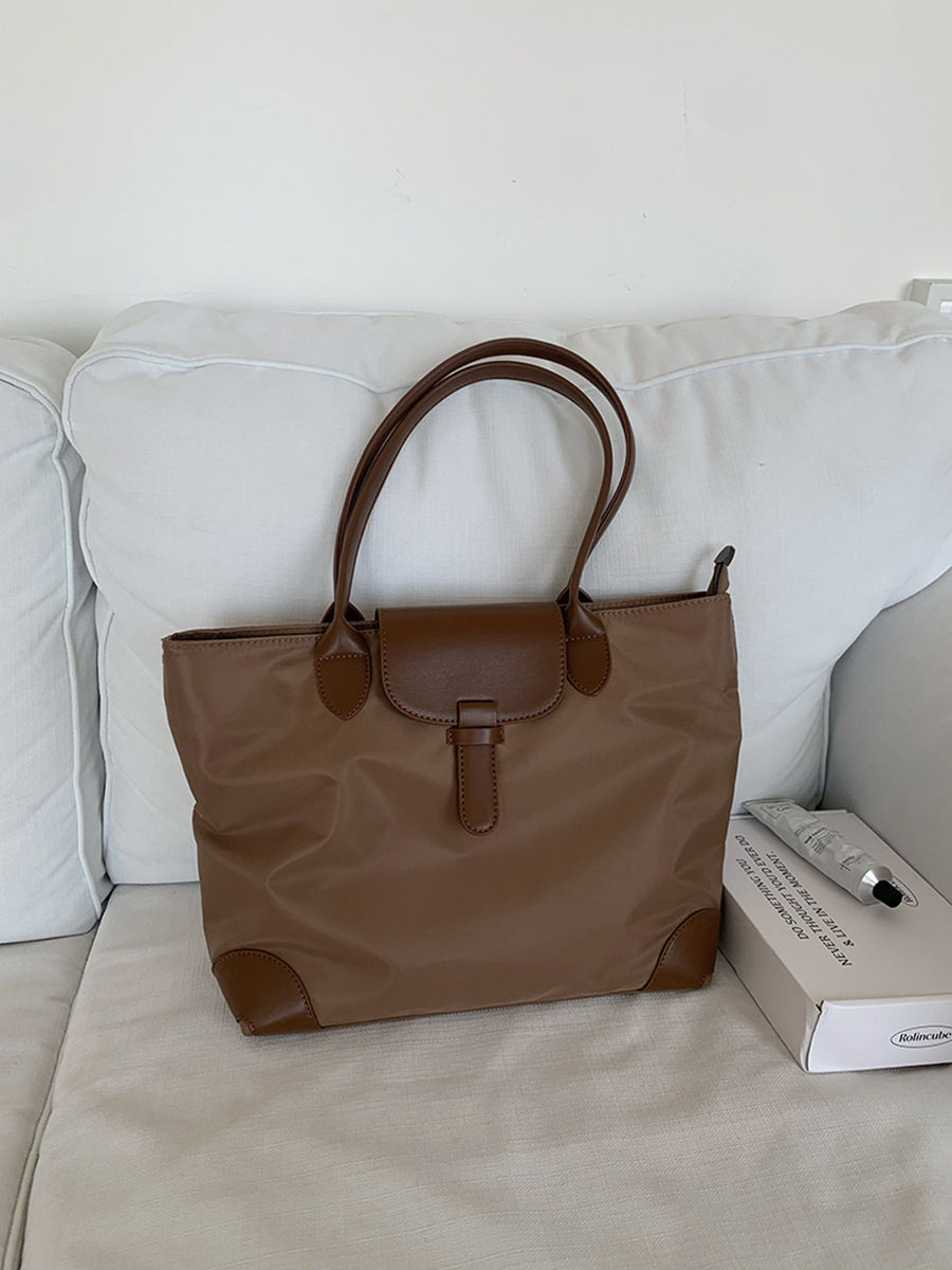 Shoulder Bag Bags Type Casual, Daily Occasion Nylon Material Women's Large Nylon Solid Color Vintage Style Square Zipper Shoulder Bag