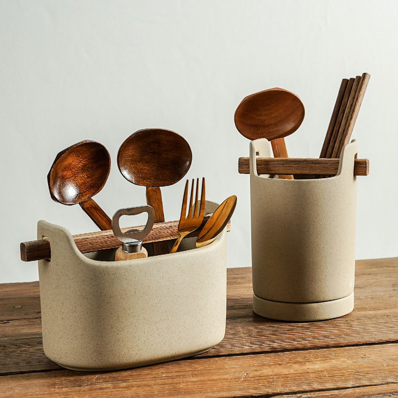 Venta al por mayor de estilo japonés creativo simple salud cerámica condimento tarro cocina condimento caja a prueba de humedad azúcar y sal tarro conjunto de tres piezas