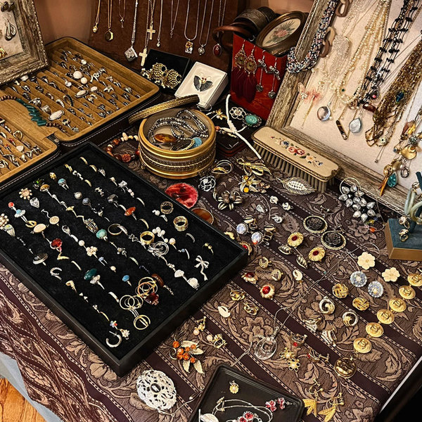 Retro earrings