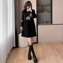 感国风减龄显瘦连衣裙女春宽松中长款赫本风气质百搭小黑裙