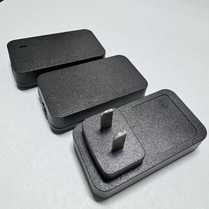 メーカー生産TSS805中規電源アダプタのプラスチックケース|undefined