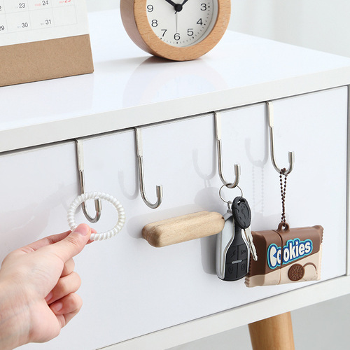 Double S-shaped stainless steel hooks, no punching, multi-purpose kitchen bedside bathroom hooks dormitory cabinet door back S hooks for hanging clothes
