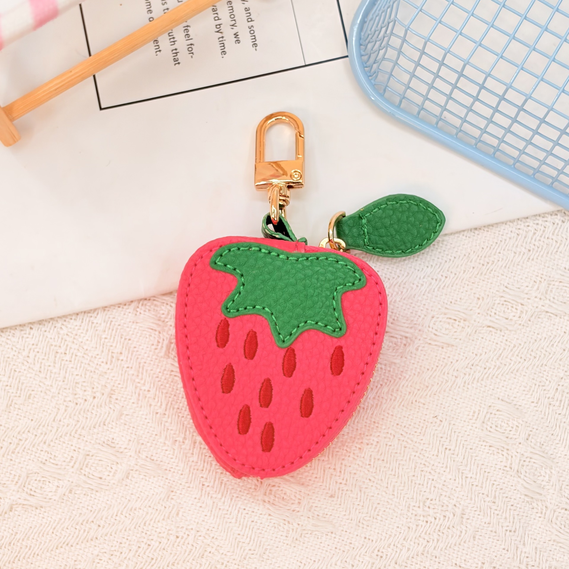 Cute Cartoon Mini Fruit Series Leather Coin Purse Pendant, Niche Creative Accessory, Fresh Leather Small Bag