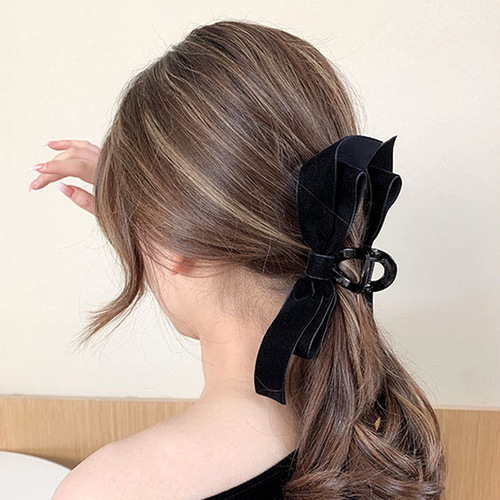 French butterfly clip with black velvet hair clip, trendy and elegant hair accessory for Korean, new style hair pin for the back of the head
