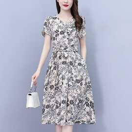 2026夏季新款杭州真丝连衣裙女时尚洋气妈妈装碎花桑蚕丝中长裙子