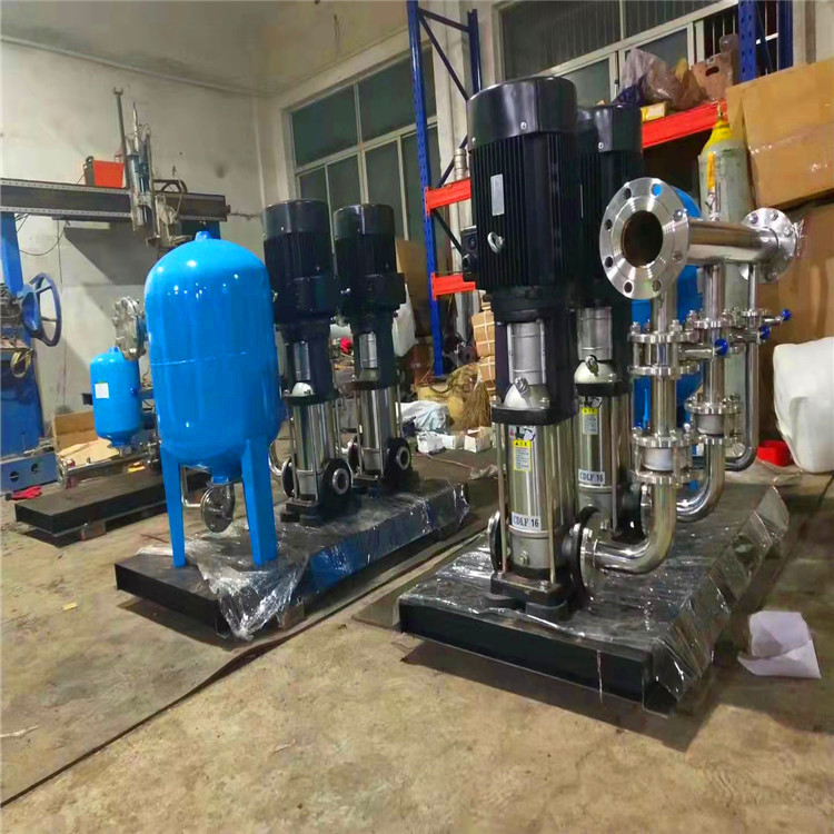 100CDLF65-30轻型不锈钢立式多级泵增压泵立式多级离心泵管道