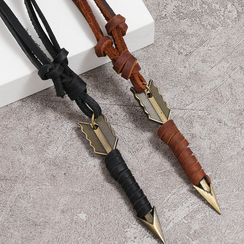 Cross-border new jewelry European and American personalized men's leather necklace necklace Retro metal arrow pendant sweater chain