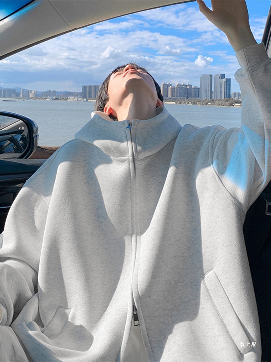 Solid-color, double-zipper, hooded sweatshirt for men, autumn collection, loose fit, heavyweight fabric, trendy and versatile outerwear for teenagers