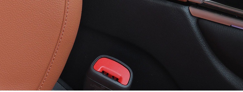 22-24 Mercedes-Benz new C- class GLC260L central armrest box booster pad C200L/C300L central control protection pad