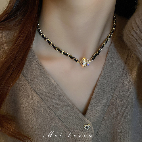 Autumn and winter retro diamond-encrusted letter pearl flower leather winding necklace high-end temperament sweater chain internet celebrity necklace