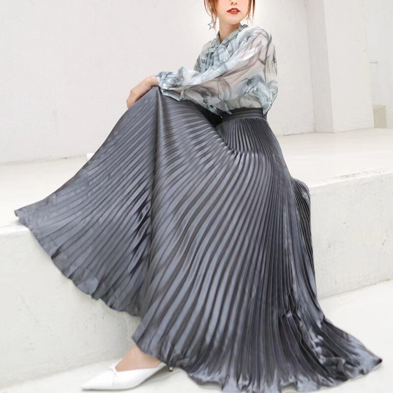 2025 Autumn and Winter High Waist Retro Style Pleated Skirt Mid-Length Metallic Large Hem Fishtail Long Skirt for Women