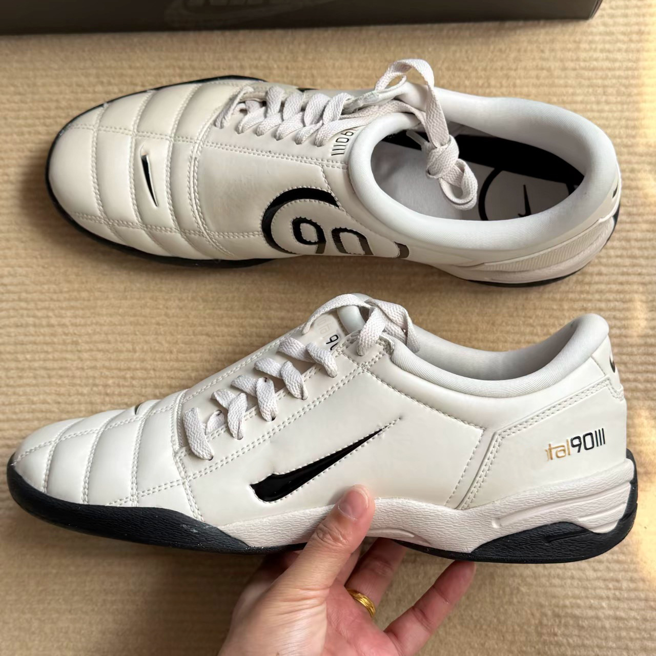 Cross-border Total 90 zapatos de suela fina de tercera generación para hombres y mujeres cómodos y versátiles, antideslizantes y resistentes al desgaste, zapatos de fútbol de entrenamiento deportivo Putian