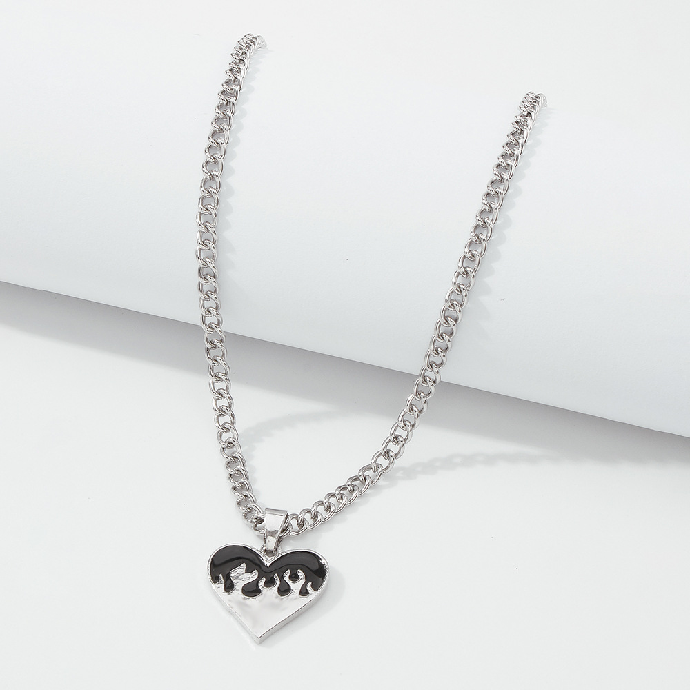 Hip-hop Heart Pendent Alloy Clavicle Chain Wholesale display picture 7