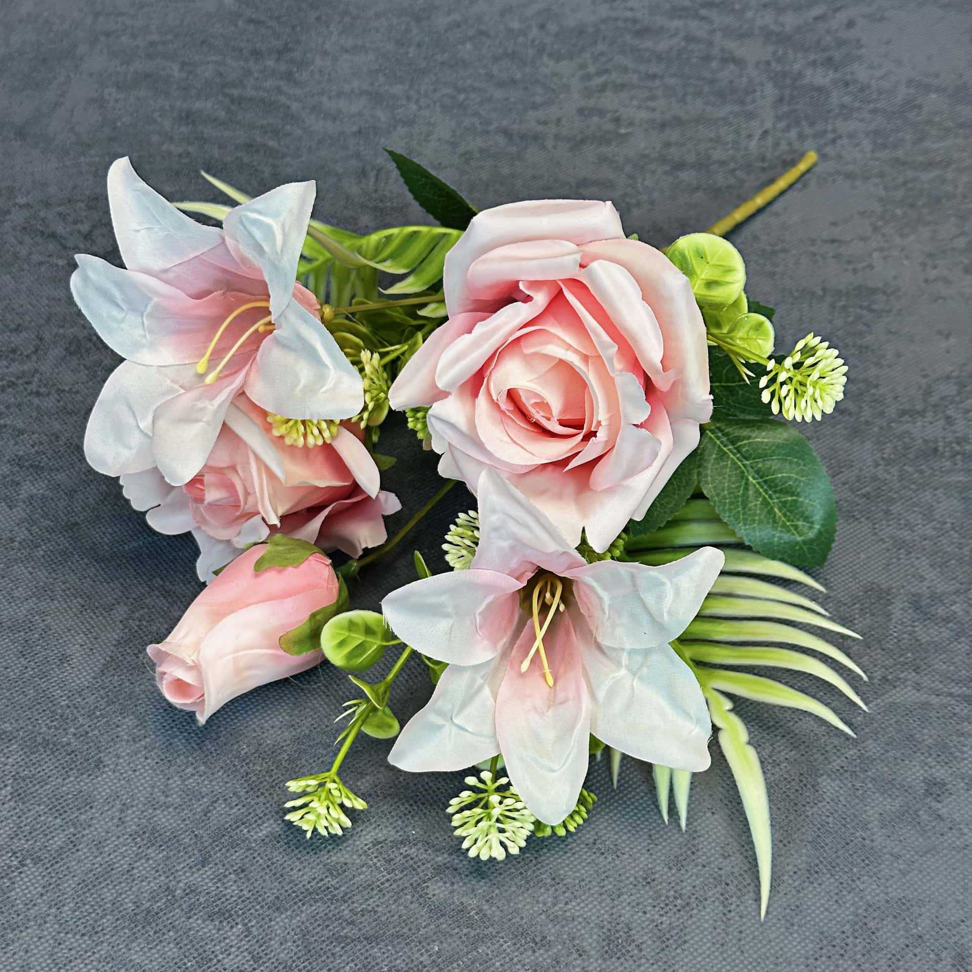 Simulación Rose Lily Combinación Ramo Estilo pastoral Decoración de boda en el hogar Decoración de flores falsas hechas a mano al por mayor