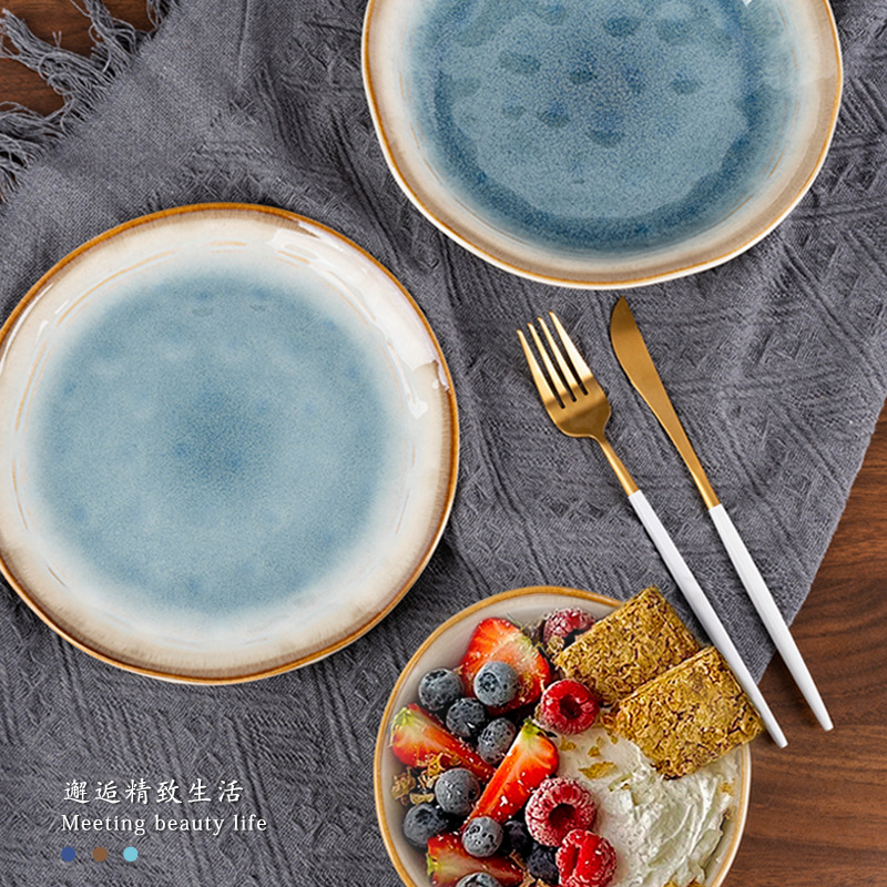Fábrica de cerámica de Yuquan venta directa de platos de comedor caseros europeos platos de ensalada de forma especial platos de platos de cerámica de lujo ligeros platos