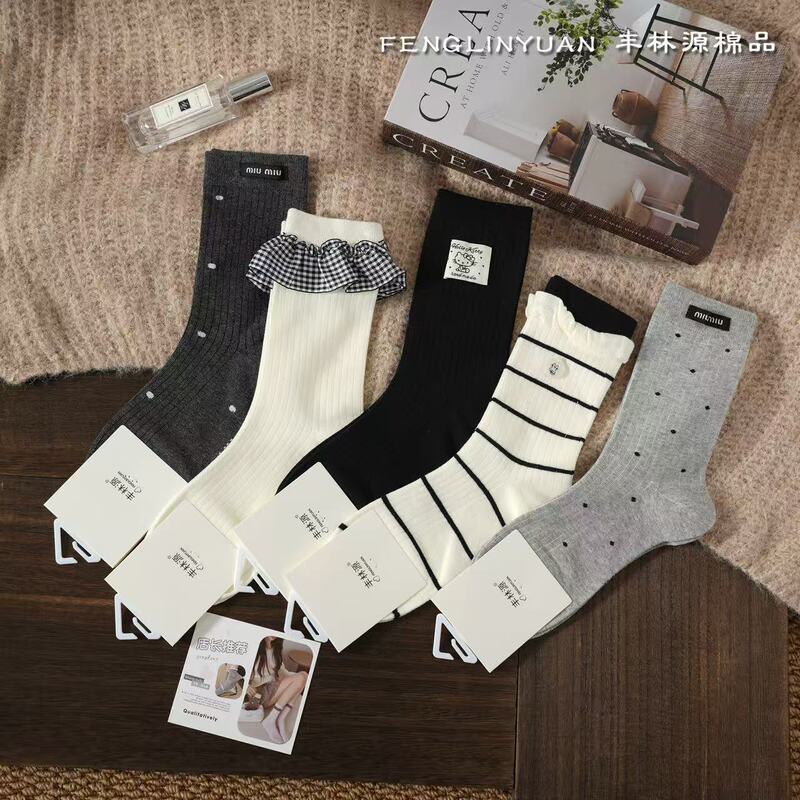 New autumn and winter women's lace socks, black and white polka dot, Korean style, with min fabric label, white stacked long socks with embroidery New autumn and winter women's lace socks, black and white polka dot, Korean style, with min fabric label, white stacked long socks with embroidery