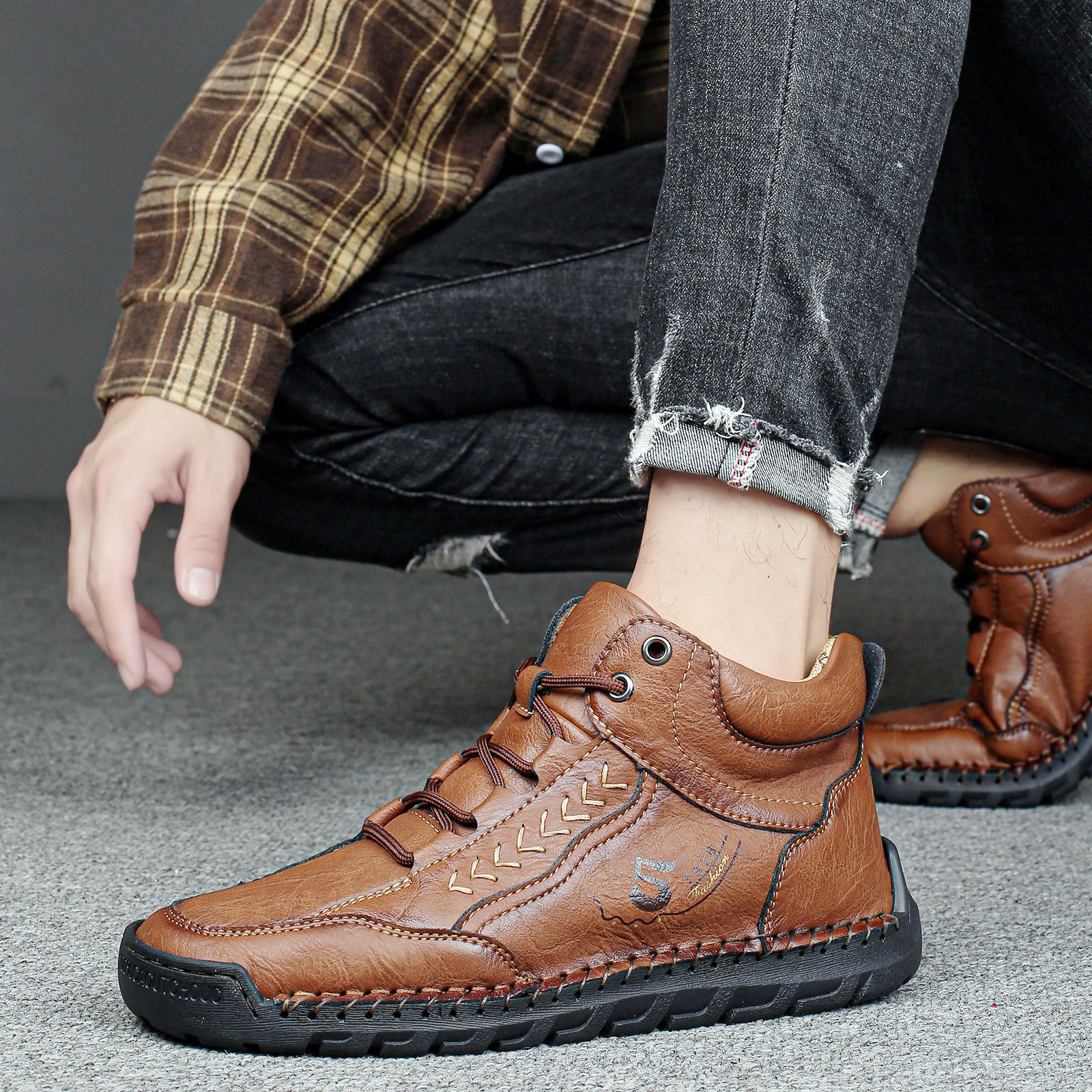 Plus-Size Men's Shoes Outdoor Casual Shoes Slip-On Flat Stitched Shoes Martin Boots Short Boots 88660_vogvips.com