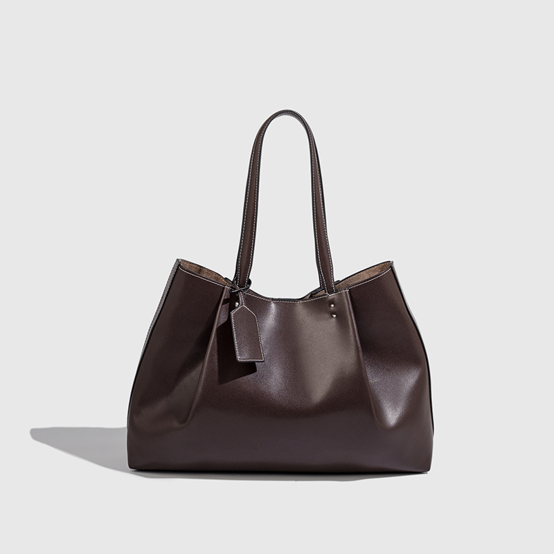 Popular 2025 Urban Casual Style Bag, Fashionable Retro Handbag, Commuting Large Capacity, High-Quality Texture Tote Bag Popular 2025 Urban Casual Style Bag, Fashionable Retro Handbag, Commuting Large Capacity, High-Quality Texture Tote Bag