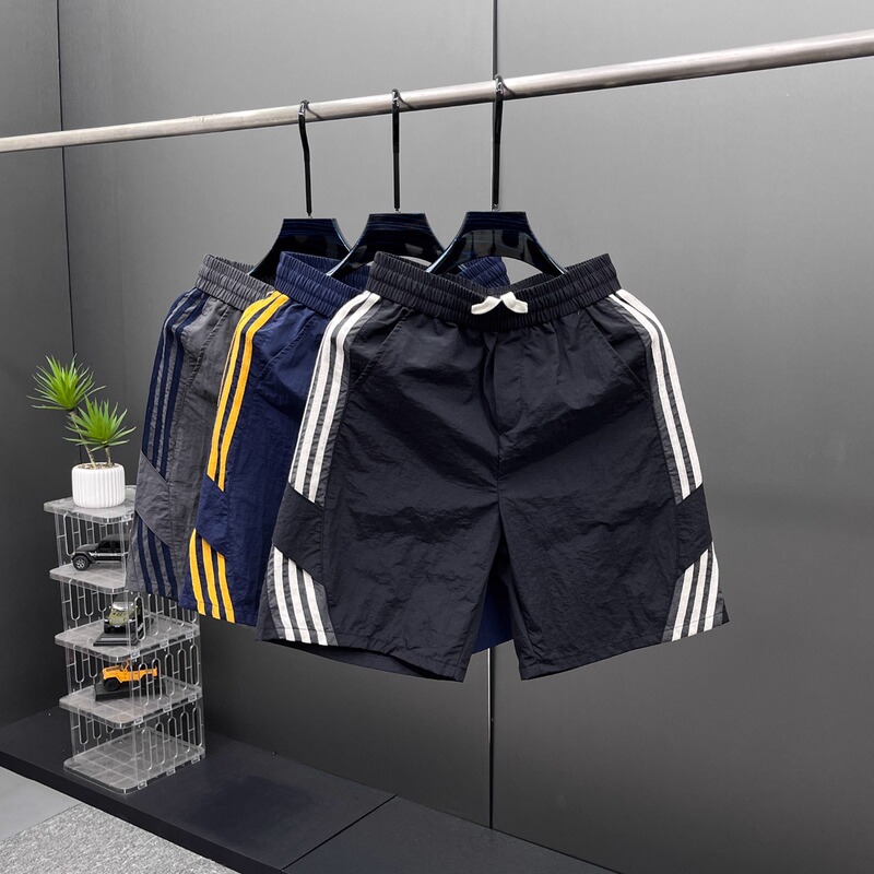 American Style Energetic Three-Bar Workwear Fitness Shorts for Boys Basketball Sports Shorts Dynamic Trendy Cool Straight Shorts for Men