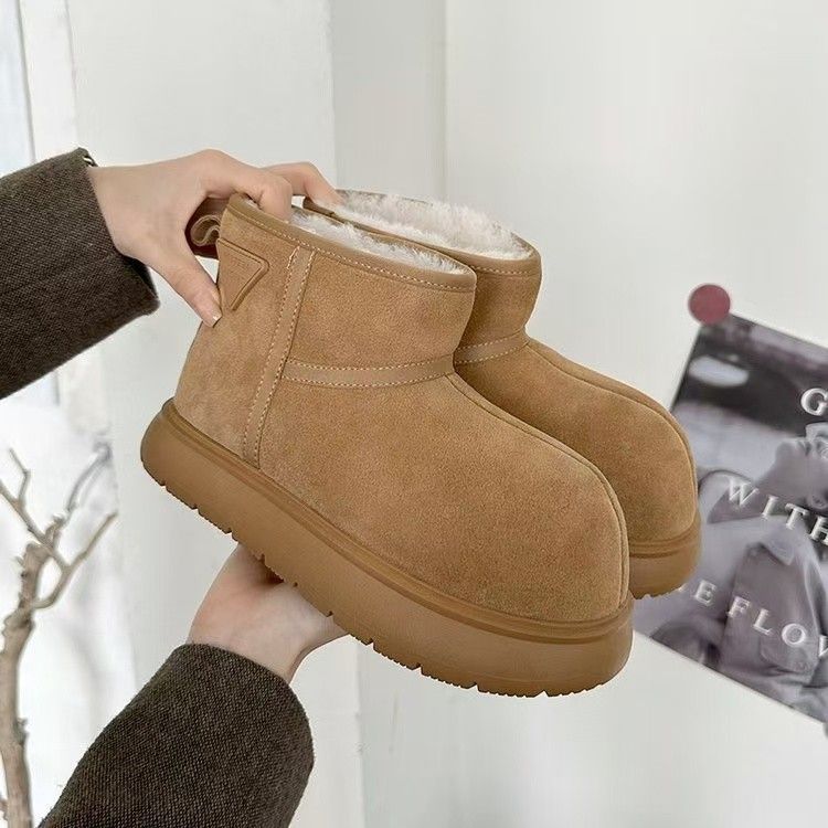 Botas de nieve de fondo grueso para mujeres 2024 nuevo invierno de vello calentamiento tubo corto bonito zapatos de algodón zapatos de bolsas de botas cortas