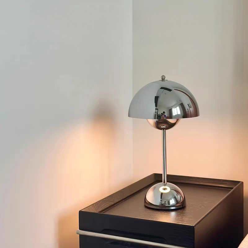 Lámpara de hongos LED transfronteriza galvanizada lámpara de escritorio recargable toque nórdica hogar dormitorio decoración de estudio lámpara de escritorio image 4