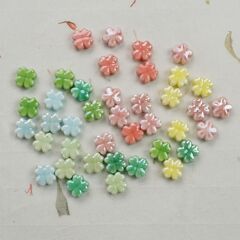 景徳鎮の電気めっきの陶磁器の花の多彩で清新な手作りのdiy材料の手のチェーンのネックレスのビーズのアクセサリー