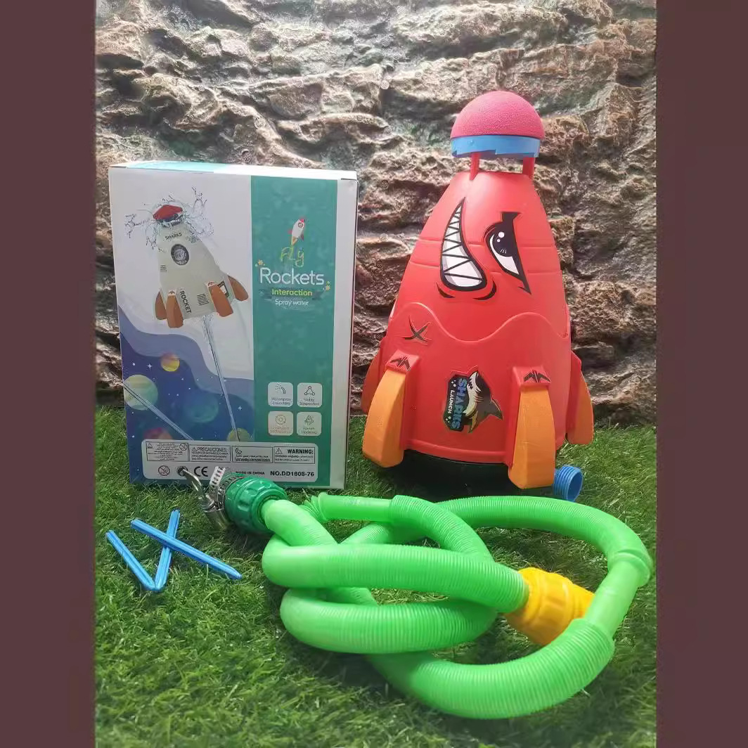Rociador de cohete espacial transfronterizo juguete de cohete de rociador de agua de césped al aire libre para niños de verano en stock