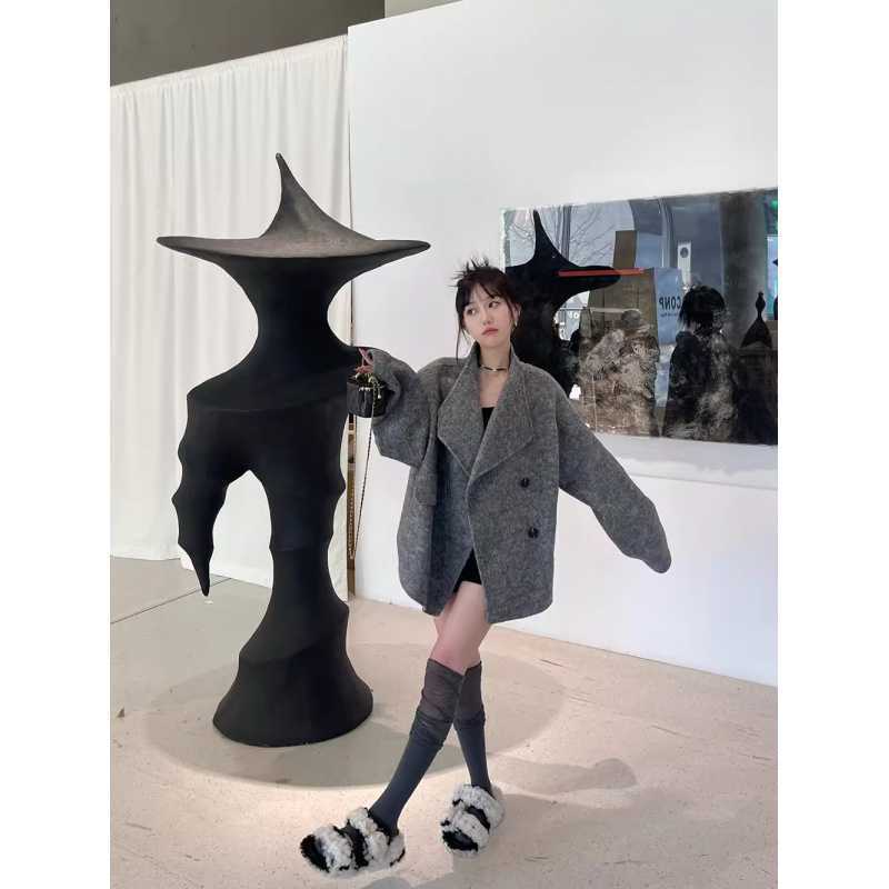 Grey dragon and phoenix woolen coat, women's mid-length, autumn and winter 2026 new Korean style high-end loose woolen coat.