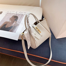 �ﶬ�¿�߼��|��ˮͰ����ŮС���OӋ�r�аٴ���Ƥ����μ�б���